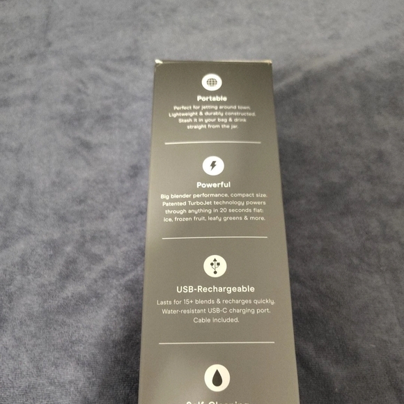 BlendJet Portable Blender in Black - Picture 8 of 9